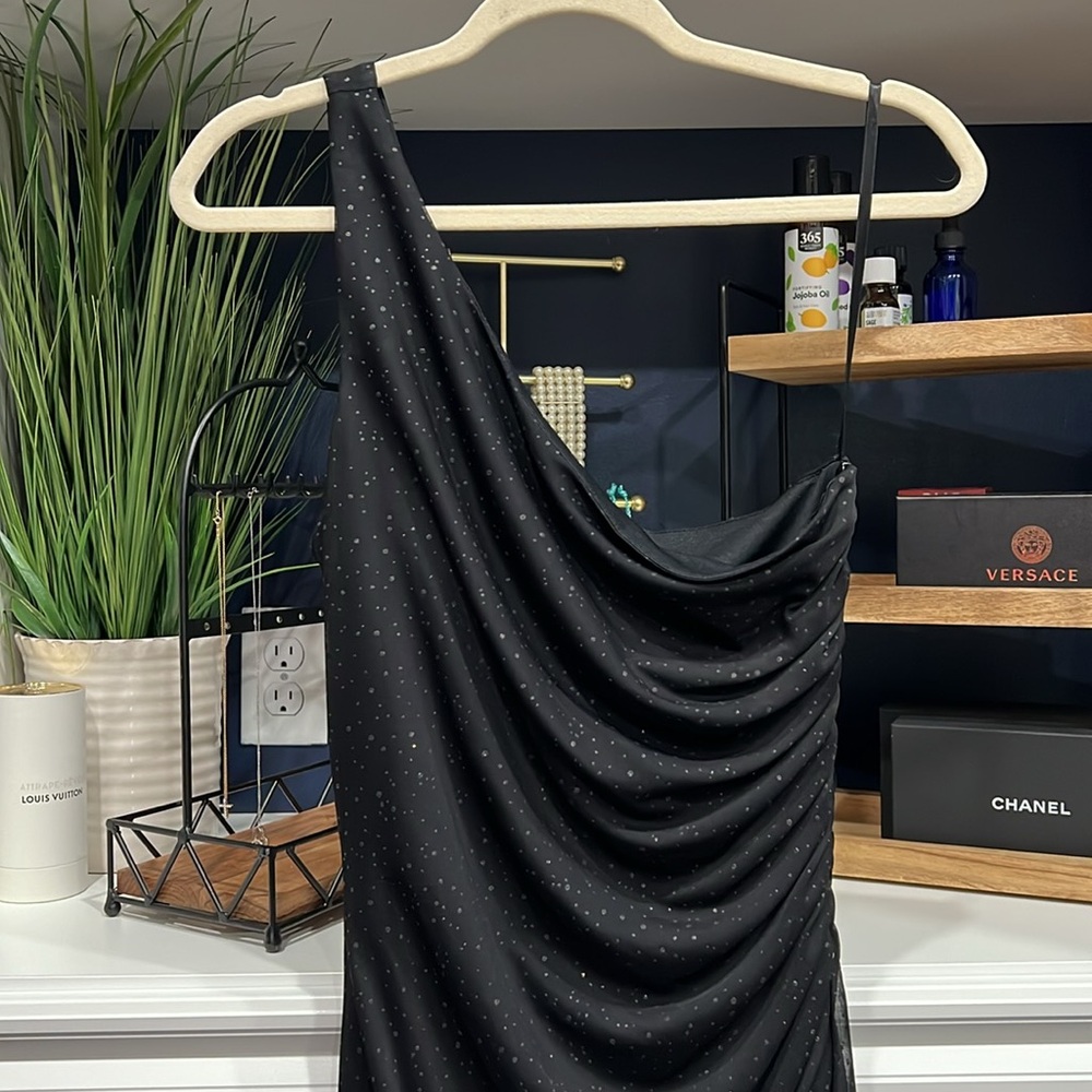 Connected appeal black dress 1 shoulder size 12 little shimmer Good Condition - Picture 3 of 10